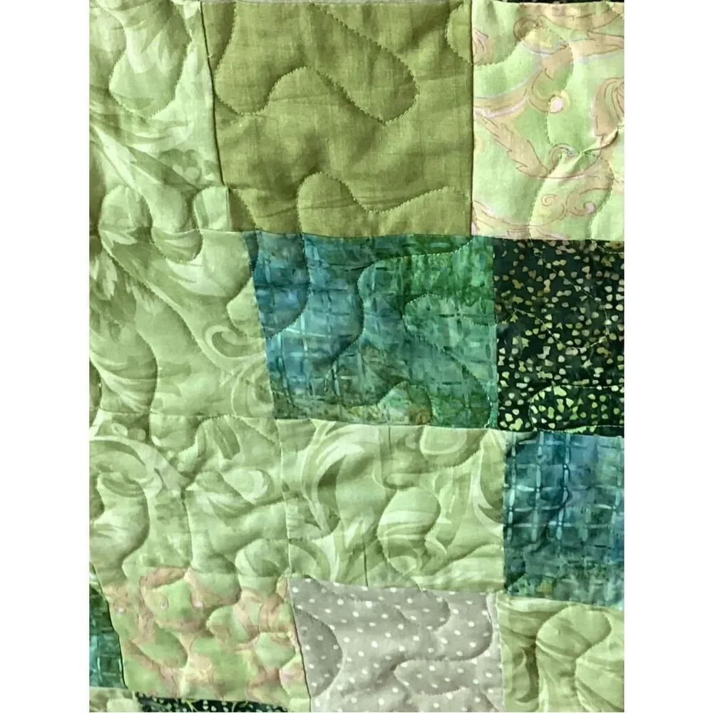 NWT. Colors of Green Beautiful Hand Crafted Quilt